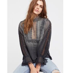 Free People FP One Witchy Edwardian Crochet Lace Blouse Size Medium Ombre Black